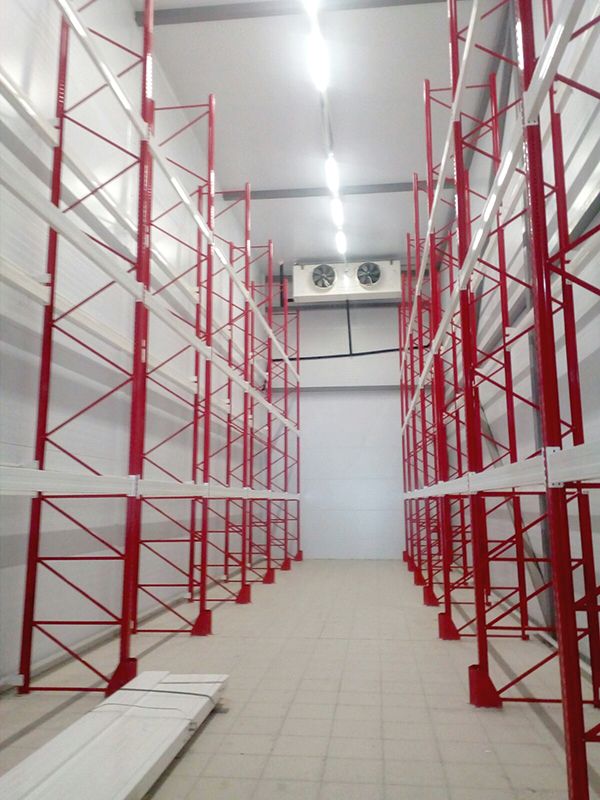 Мясокомбинат оснастил склад-холодильник стеллажным оборудованием в Екатеринбурге