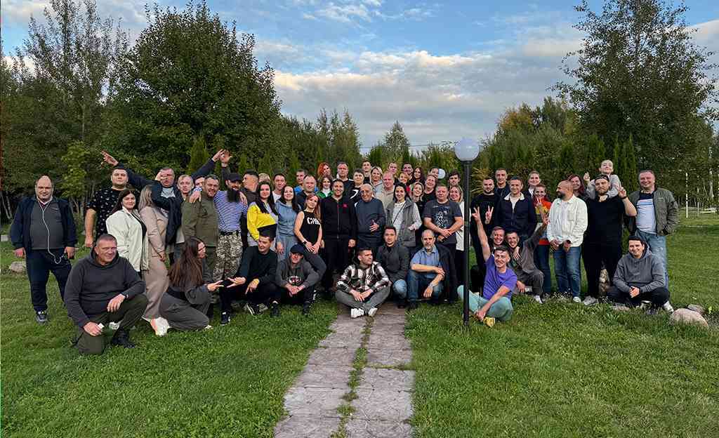Торговый дом «Вертикаль» отметил 23-й день рождения на базе отдыха «Остров Приключений»_0 | ТД «Вертикаль»